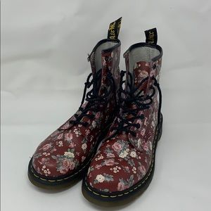 Dr. Martins vintage flower boot